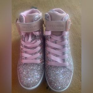 Kids girls Fancy sneakers-NEW